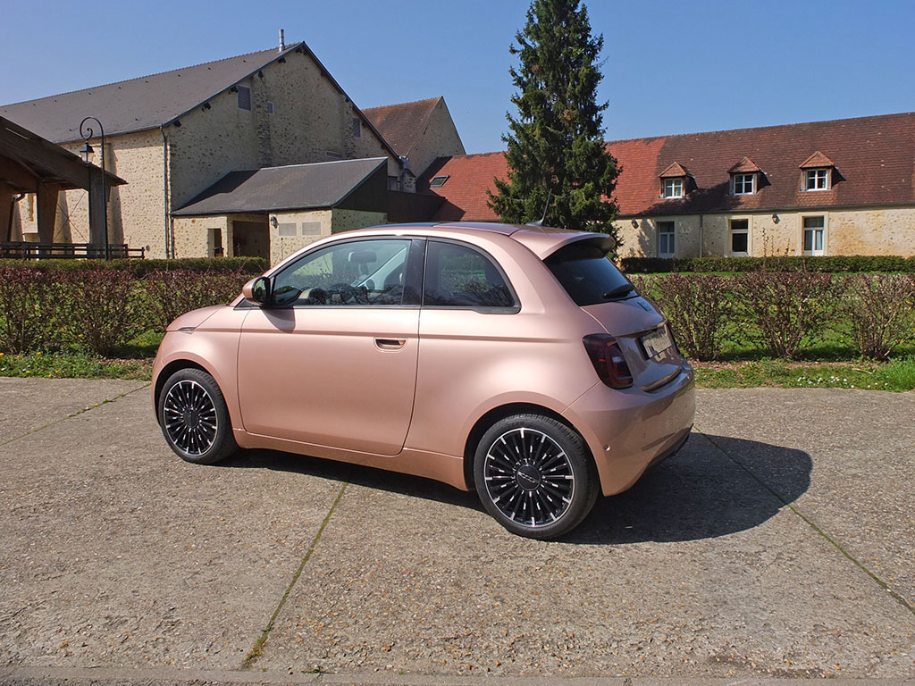 Fiat 500 Electric Rose Gold At Jeffrey Roark Blog