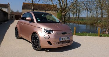Fiat 500e électrique - Berline Rose Gold