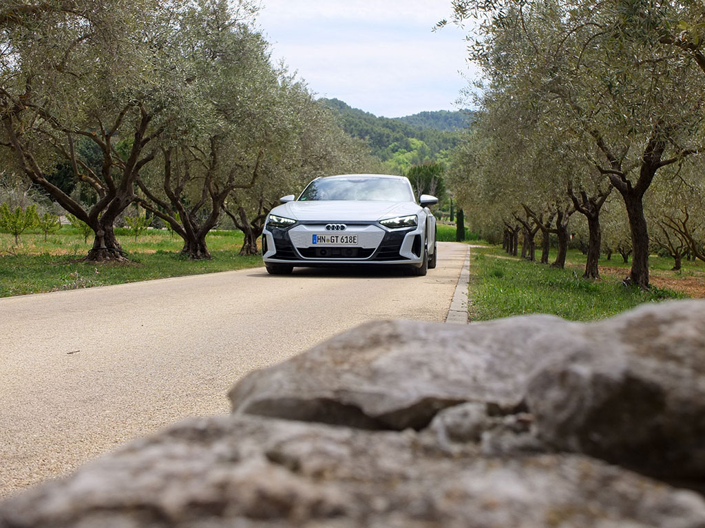 Essai Audi e-tron GT quattro